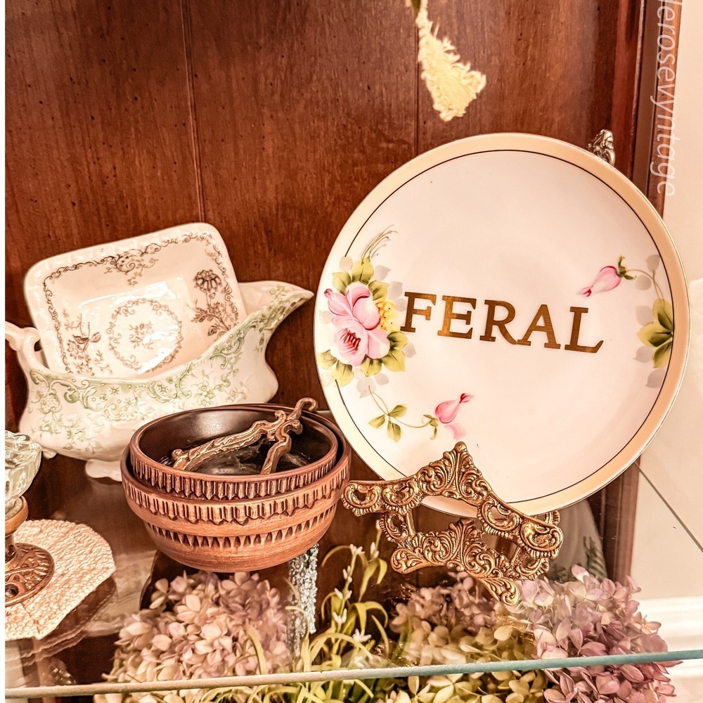 Feral Floral Plate‎